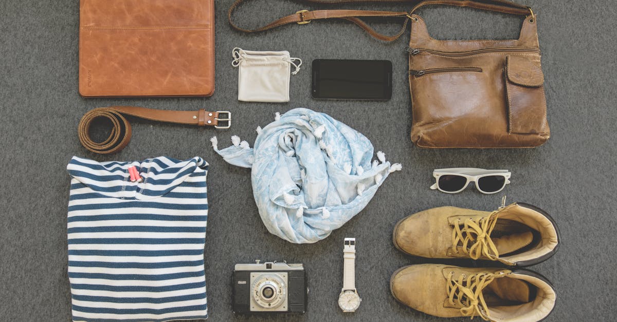 découvrez notre collection d'accessoires tendance pour compléter votre look. que ce soit des bijoux, sacs, ceintures ou écharpes, trouvez les pièces parfaites qui ajoutent une touche unique à votre style.