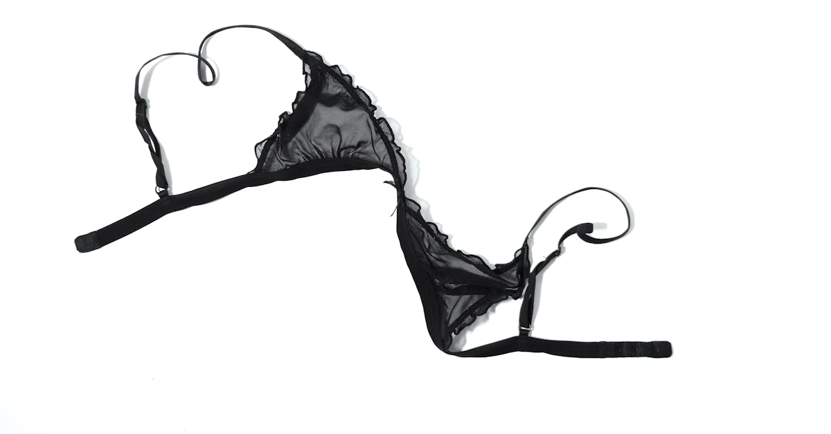 découvrez notre collection de lingerie sexy qui met en valeur votre beauté et votre confiance. des designs audacieux et raffinés pour chaque occasion, à porter seule ou pour séduire. explorez des matériaux délicats et des coupes flatteuses qui sublimeront votre silhouette.