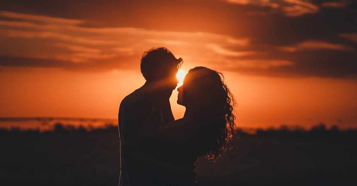 découvrez l'univers du couple : conseils, astuces et témoignages pour renforcer votre relation, comprendre votre partenaire et vivre une vie amoureuse épanouie.