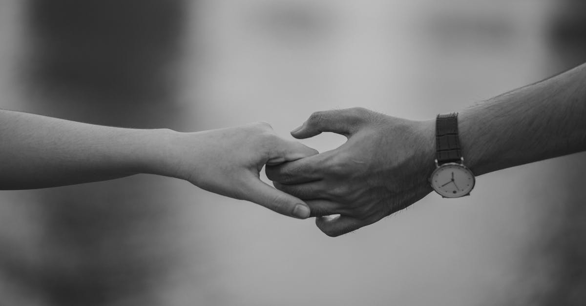 découvrez tout sur les couples : conseils pour une relation épanouie, astuces de communication, idées romantiques et solutions aux problèmes courants pour vivre une histoire d’amour harmonieuse.