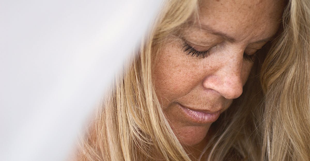 découvrez nos lingettes intimes, idéales pour une hygiène quotidienne tout en douceur. formulées pour respecter l’équilibre naturel de votre intimité, elles offrent fraîcheur et protection à tout moment de la journée.