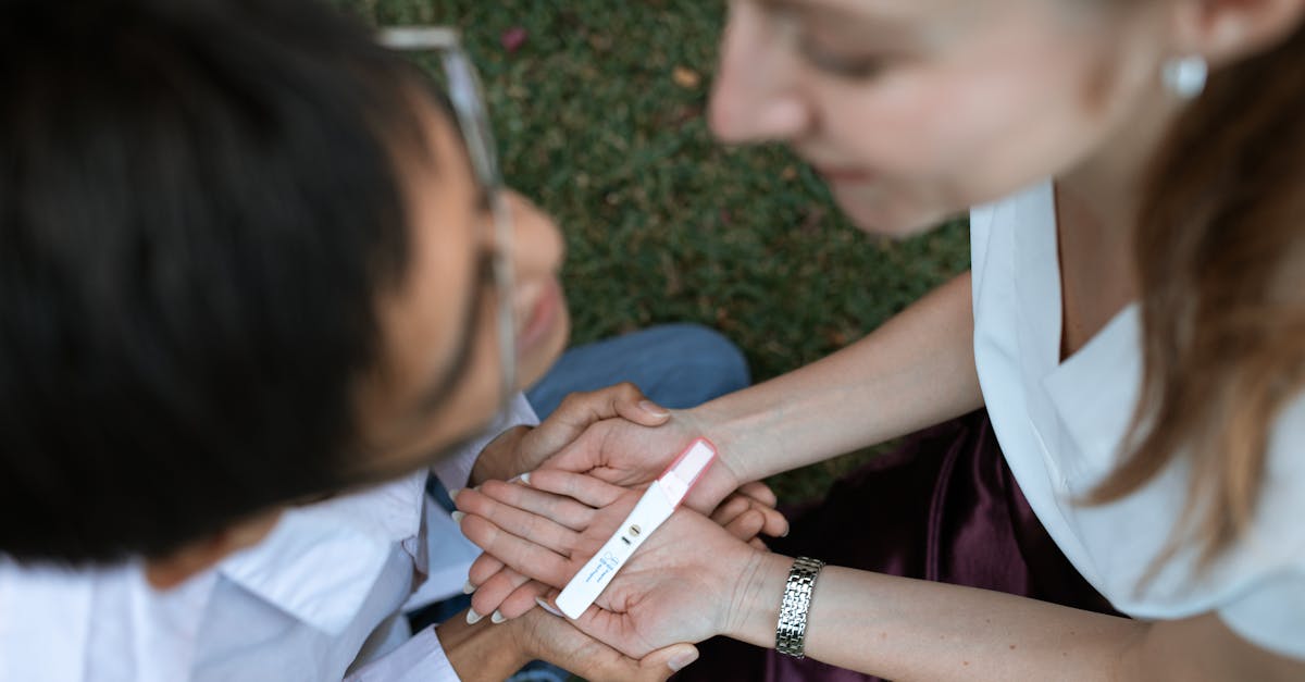découvrez nos kits de bien-être sexuel : une sélection d’accessoires et de produits conçus pour favoriser l’intimité, le plaisir et la confiance, seul(e) ou à deux. améliorez votre bien-être et épanouissement sexuel en toute discrétion.